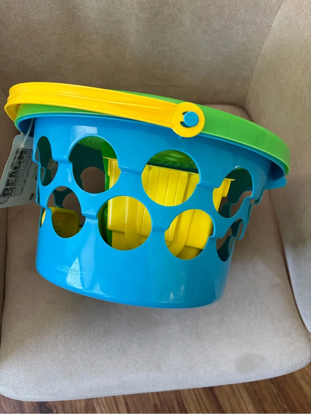 NWT Beach Bucket Set